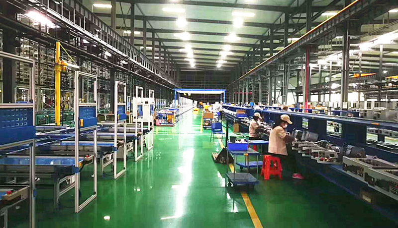 >上下同欲，沖鋒一線！